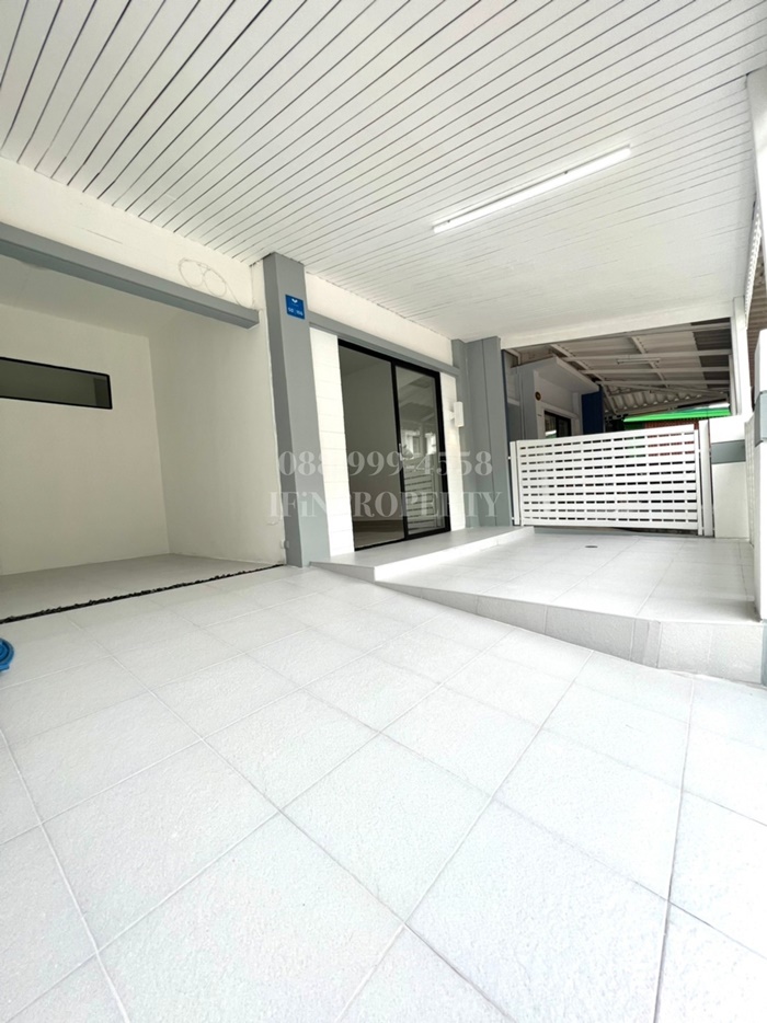 ขายถูก ทาวน์เฮ้า2 ชั้น Renovateใหม่ พฤกษา 58/1 ซอยลาดกระบัง 54 ข้างสนามบินสุวรรณภูมิ